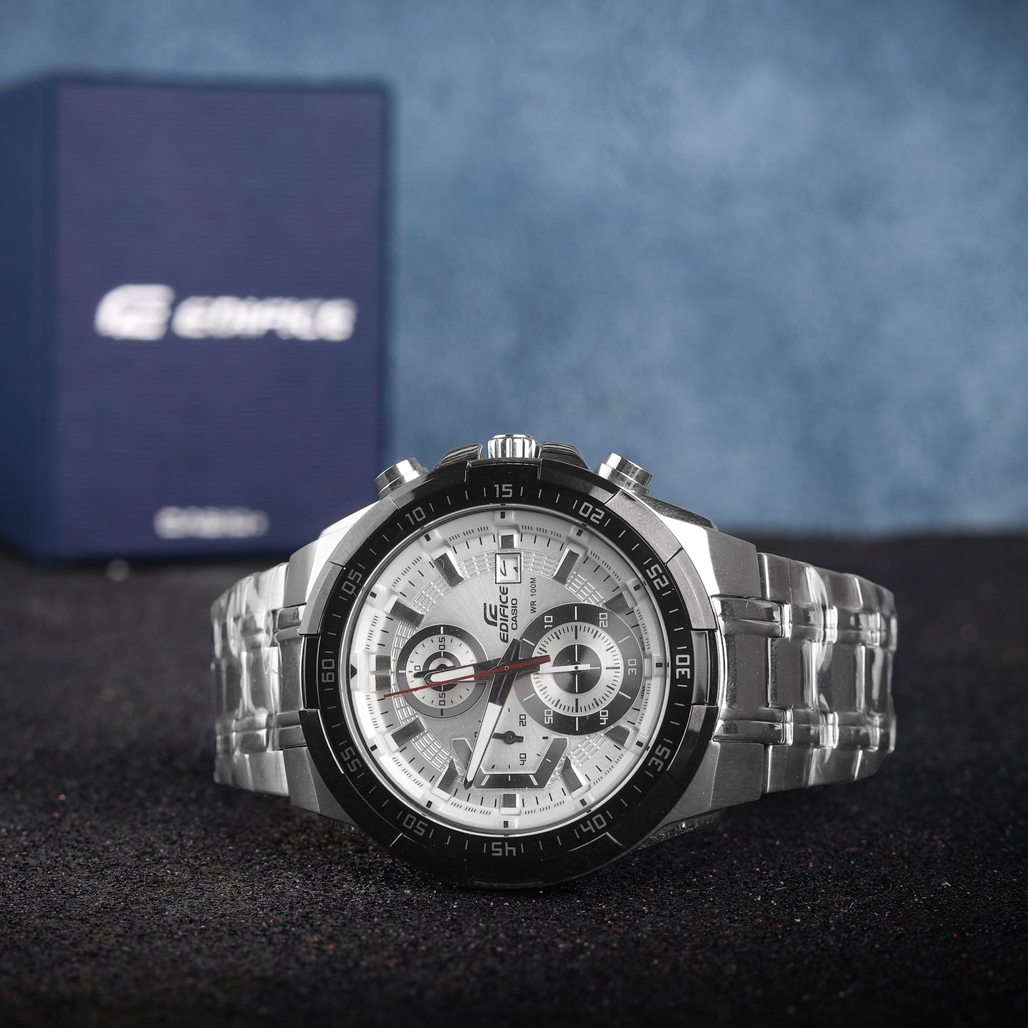 Casio Edifice Chronograph Men's Watch white Dial with Silver Stainless steel Strap EFR-539D